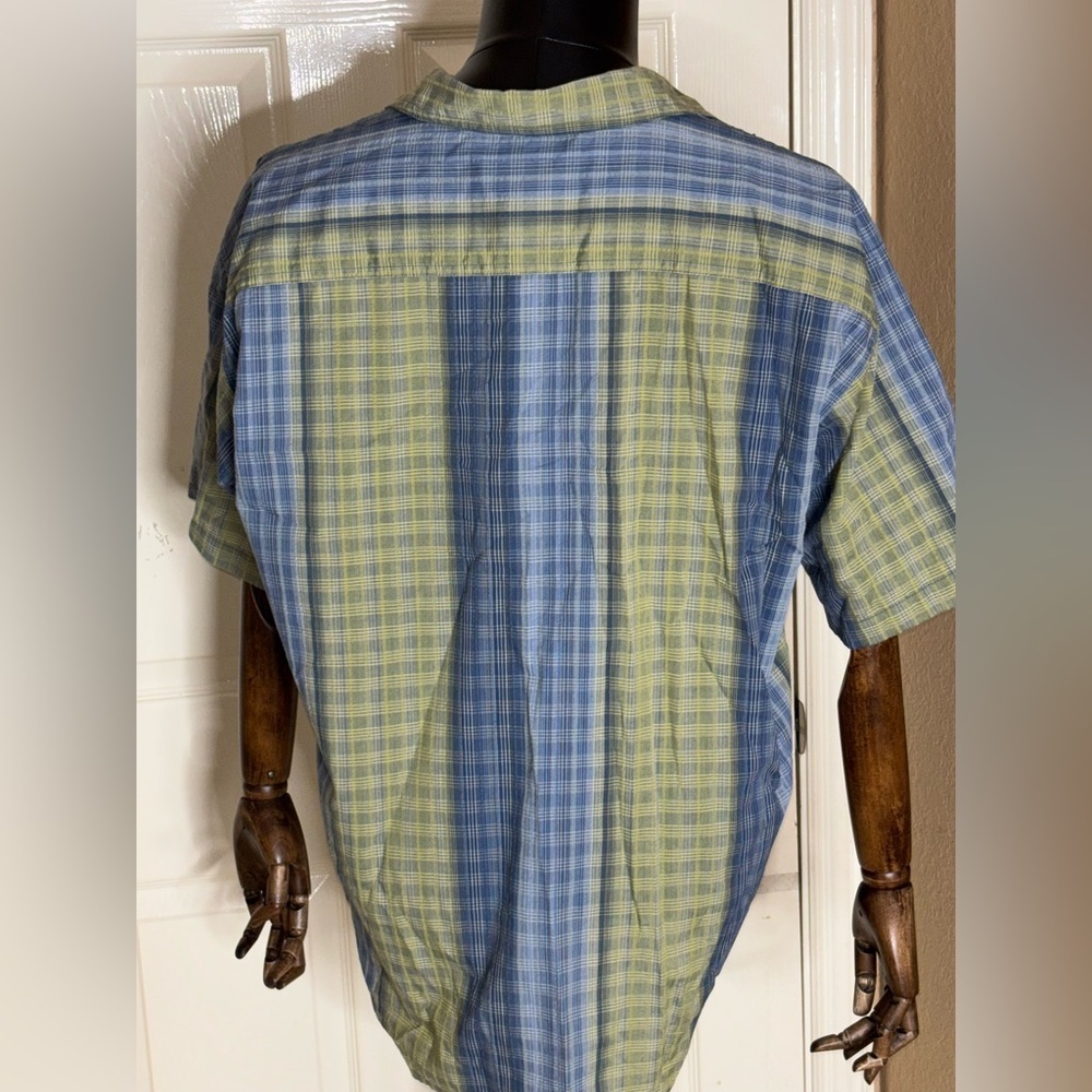 Patagonia Men's Button Front Shirt Short Sleeve Seersucker Striped Plaid Large‌ - Picture 4 of 11